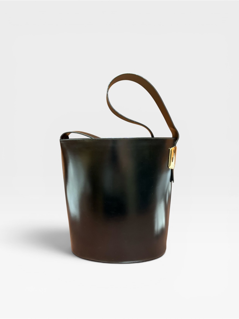 1990’s Vintage Structured Gucci Black Leather Shoulder Bag